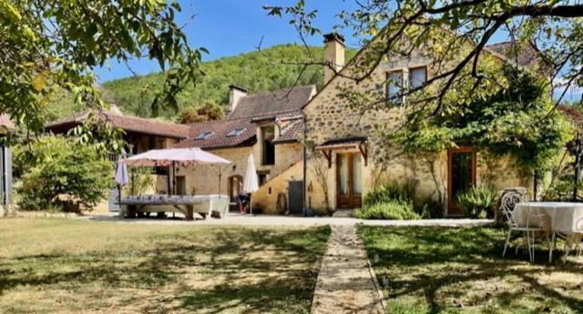 Esparoutis Chambres D'Hotes Du Charme Saint-Cybranet Экстерьер фото